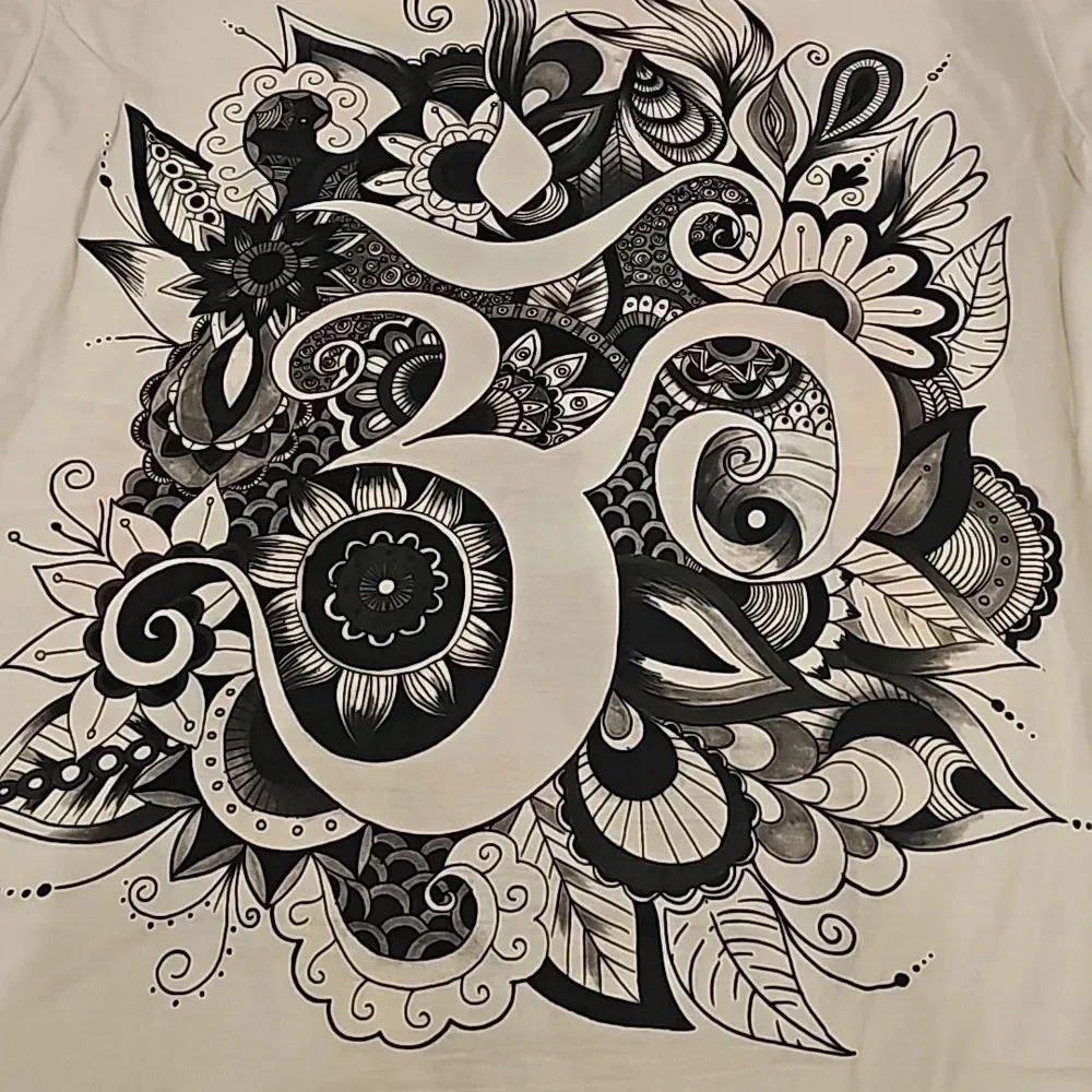 Om tshirt